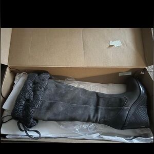 Dr. Scholl's Gray Heeled Boots